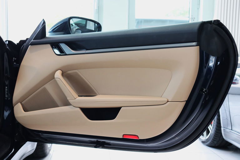 Porsche 992 Targa 4