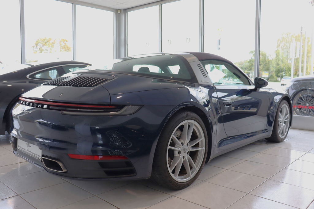 Porsche 992 Targa 4