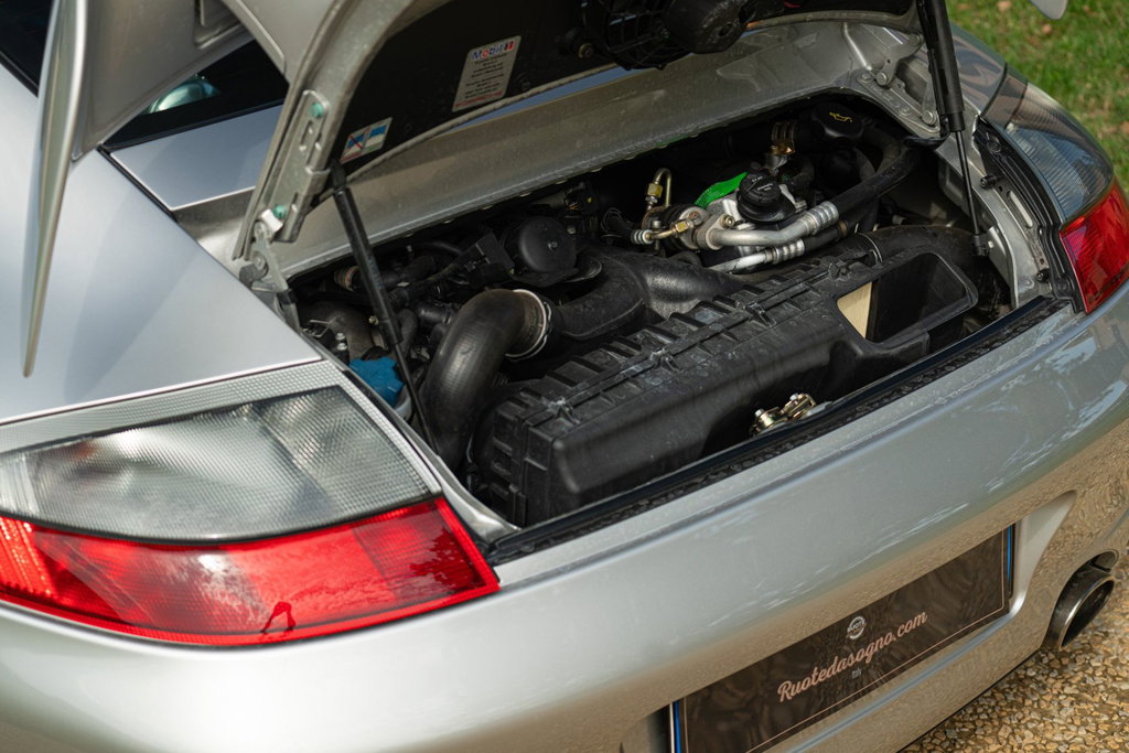 Porsche 996 GT2