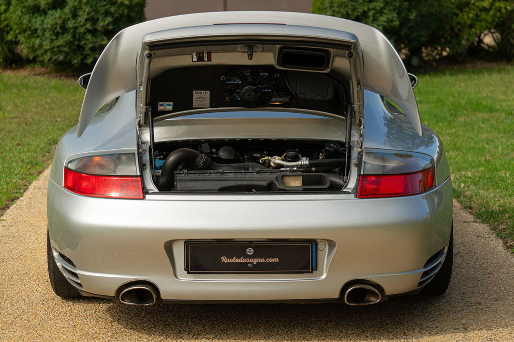 Porsche 996 GT2