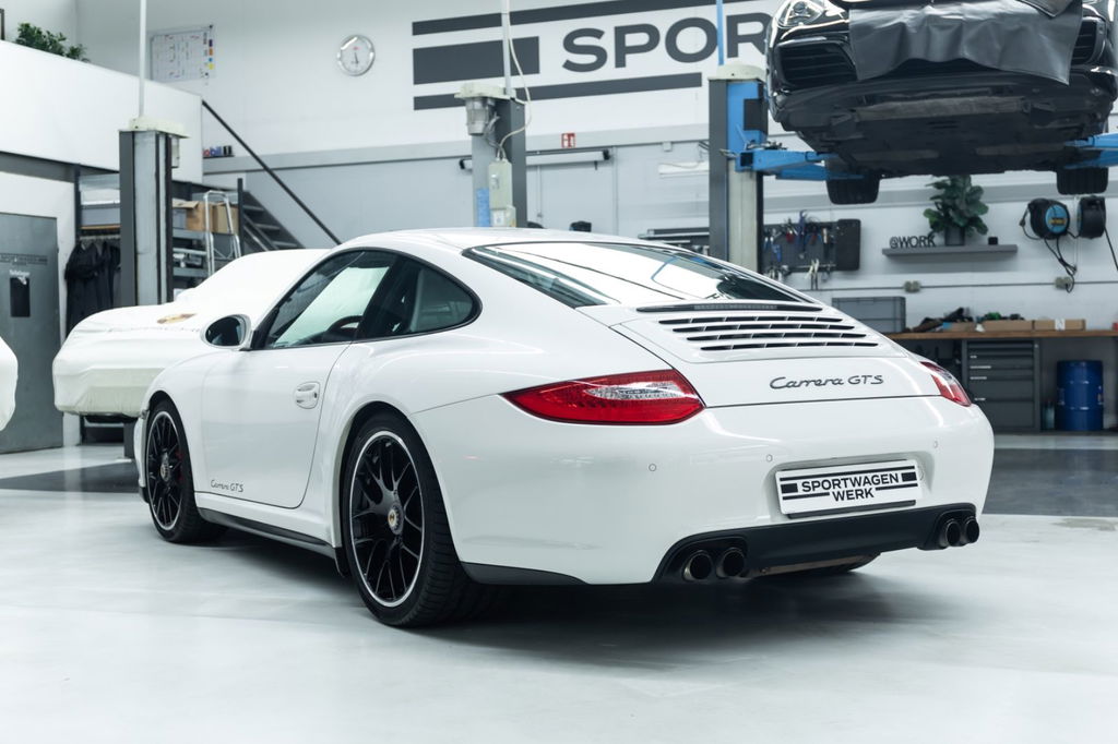 Porsche 997.2 Carrera GTS