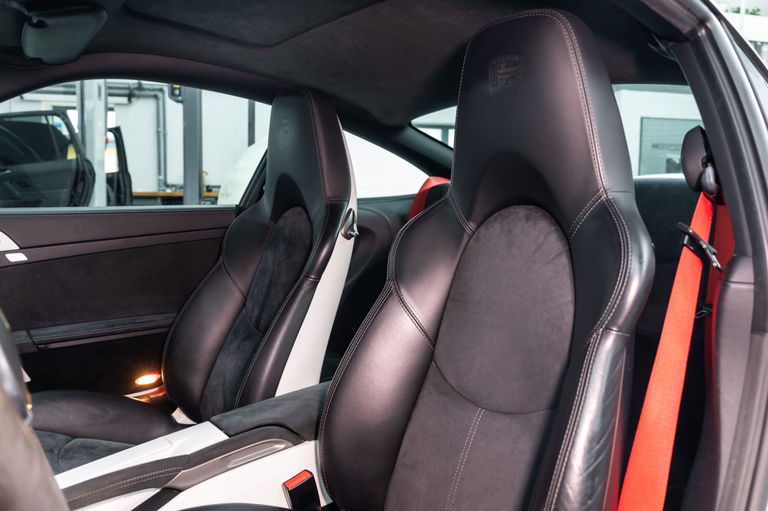 Porsche 997.2 Carrera GTS