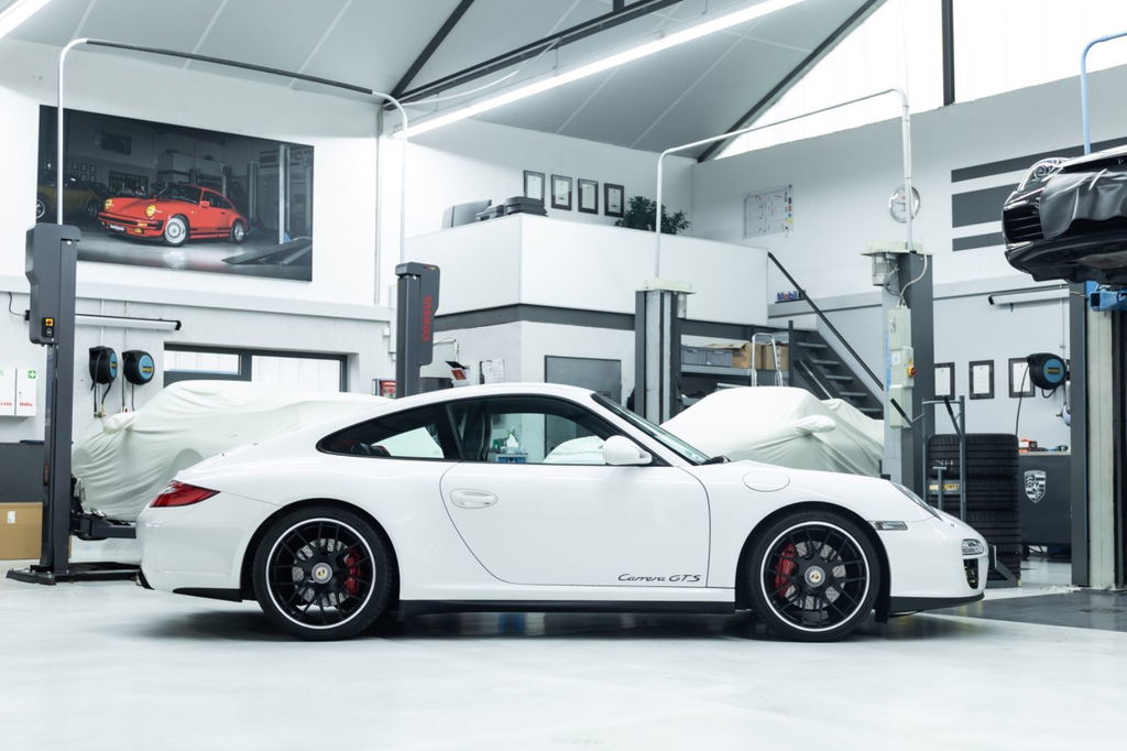 Porsche 997.2 Carrera GTS