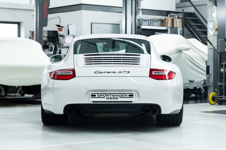 Porsche 997.2 Carrera GTS