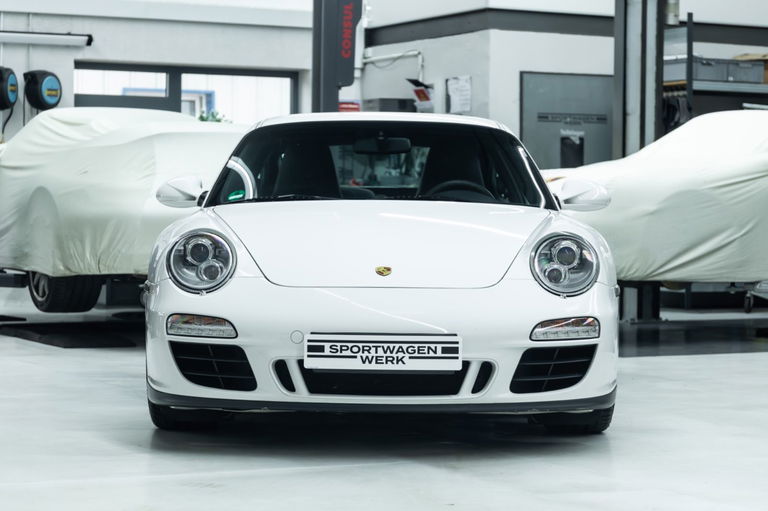 Porsche 997.2 Carrera GTS