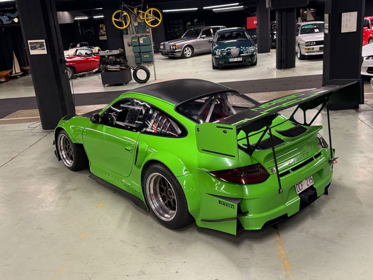 Porsche 911 Modified