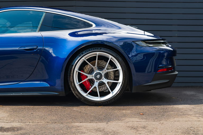 Porsche 992 GT3 Touring