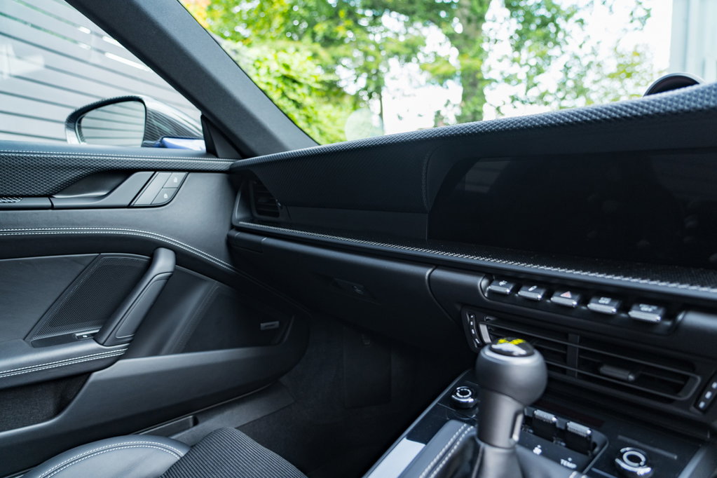 Porsche 992 GT3 Touring