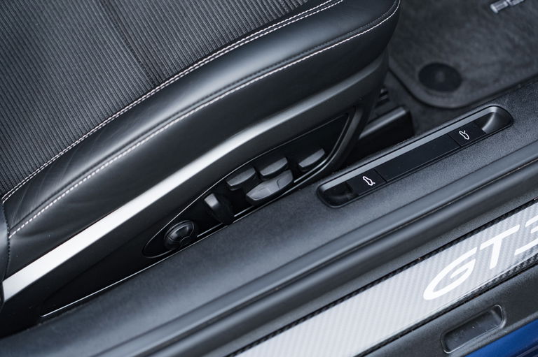 Porsche 992 GT3 Touring