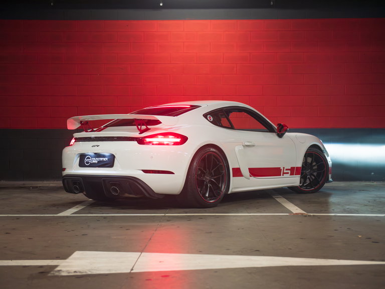 Porsche 718 Cayman GT4