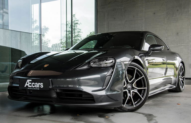 Porsche Taycan Sport Turismo