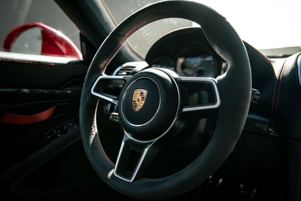 Porsche 981 Cayman GT4