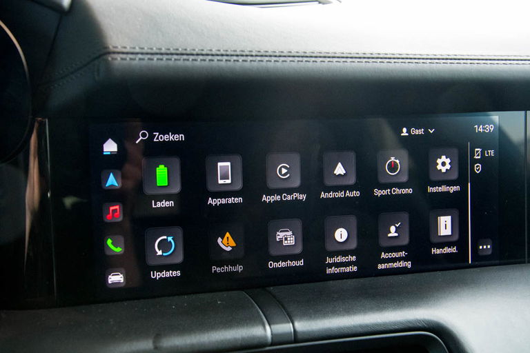 Porsche Taycan Sport Turismo