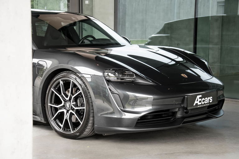 Porsche Taycan Sport Turismo