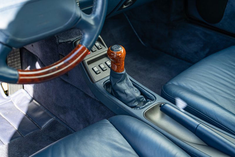 Porsche 993 Carrera 4S