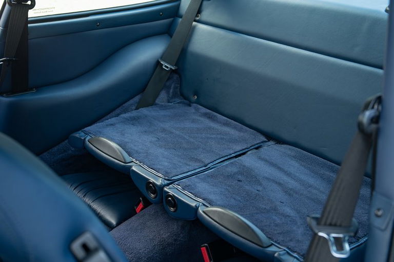 Porsche 993 Carrera 4S