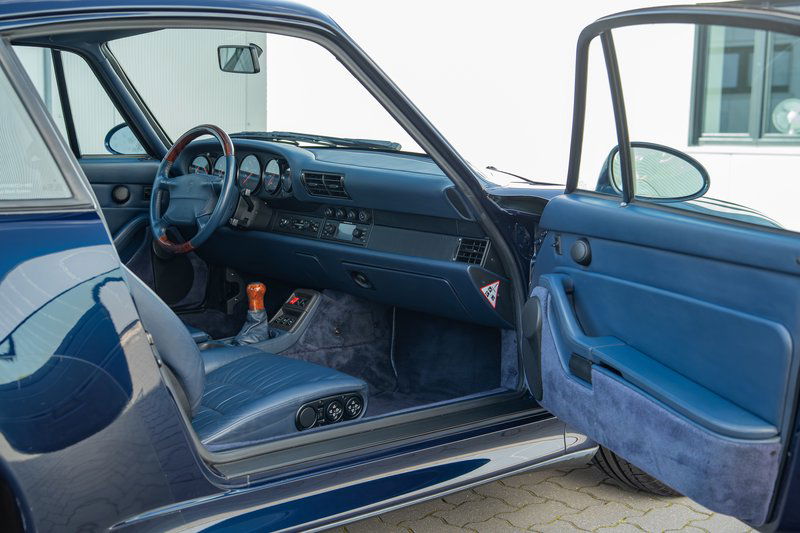 Porsche 993 Carrera 4S