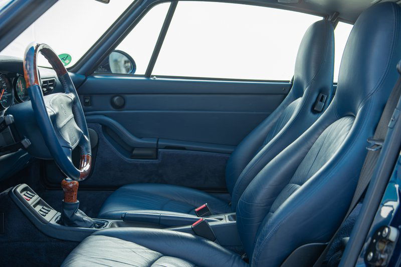 Porsche 993 Carrera 4S