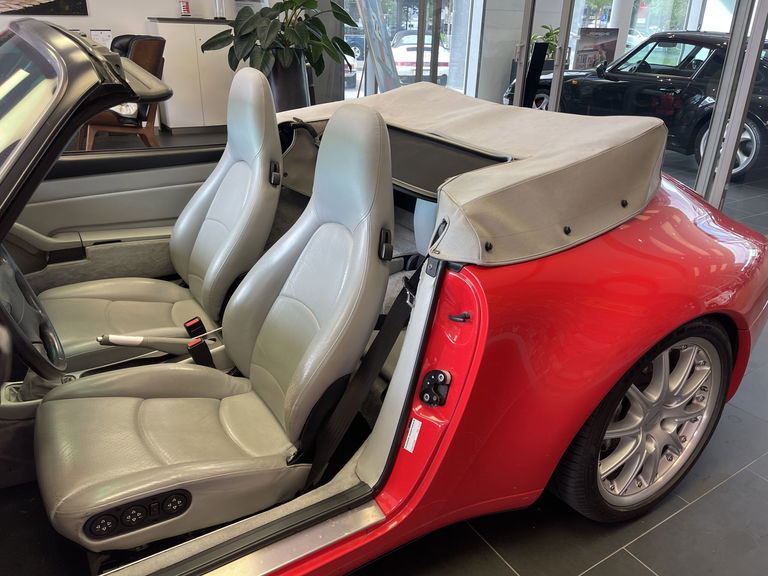 Porsche 993 Carrera 4