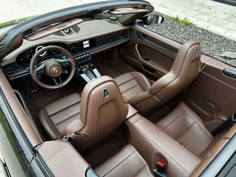 Porsche 992 Carrera 4 GTS