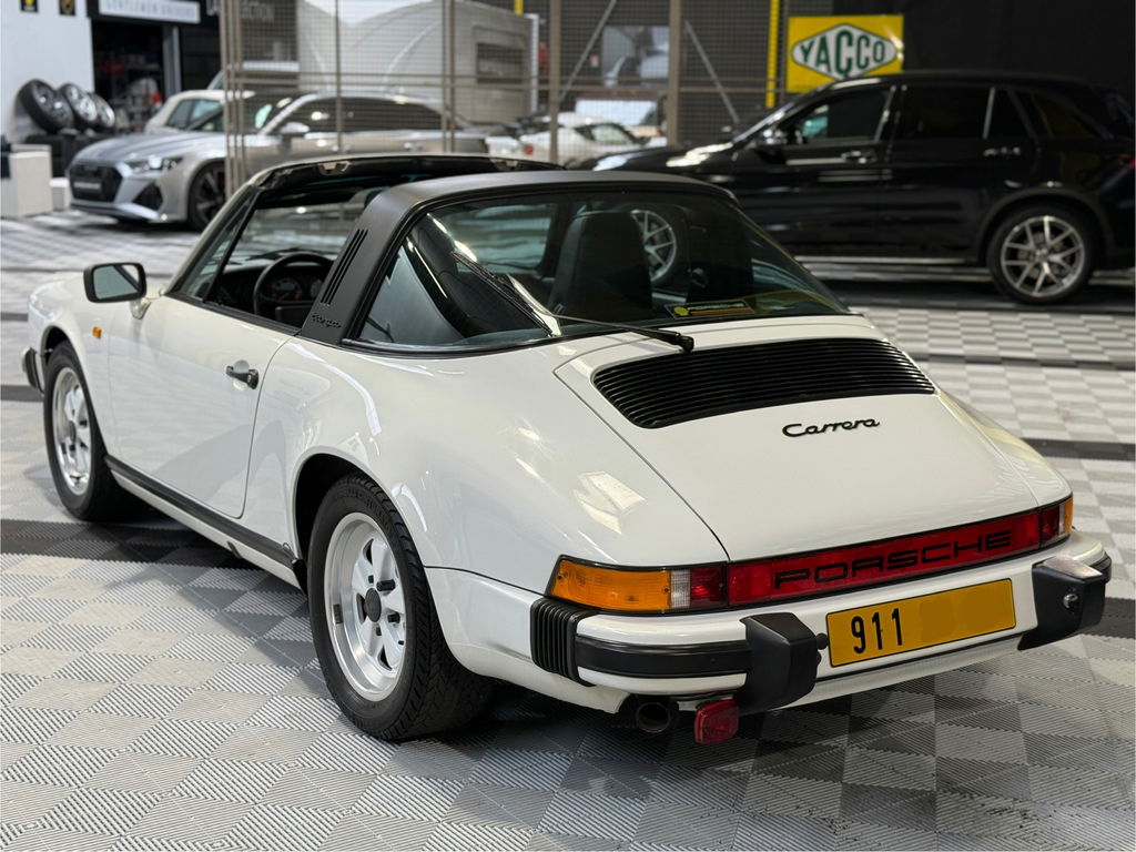 Porsche 911 Carrera 3.2