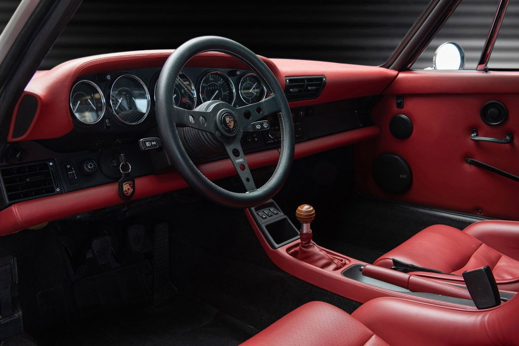 Porsche 911 Backdate