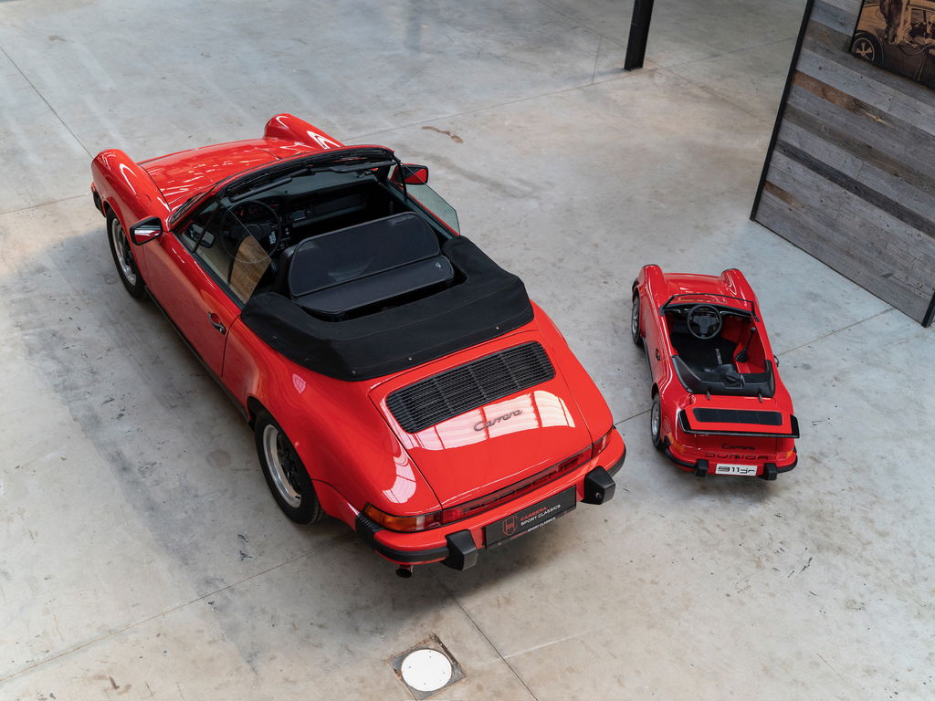 Porsche 911 Carrera 3.2 (US)