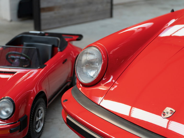 Porsche 911 Carrera 3.2 (US)