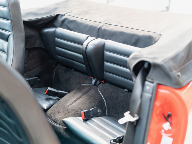 Porsche 911 Carrera 3.2 (US)