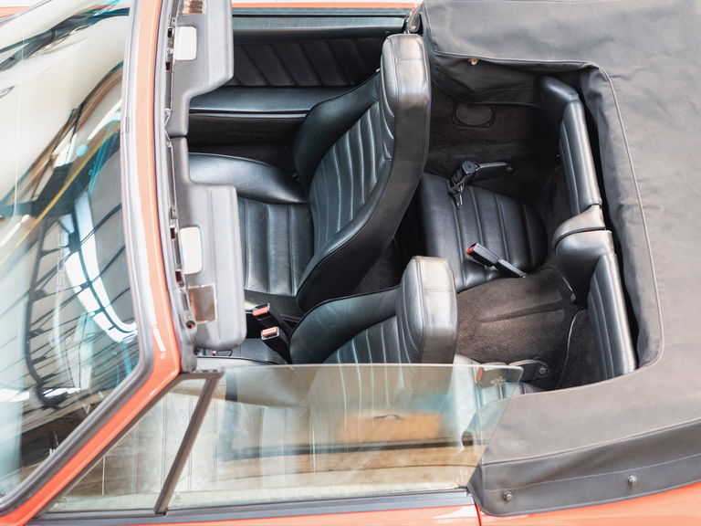 Porsche 911 Carrera 3.2 (US)