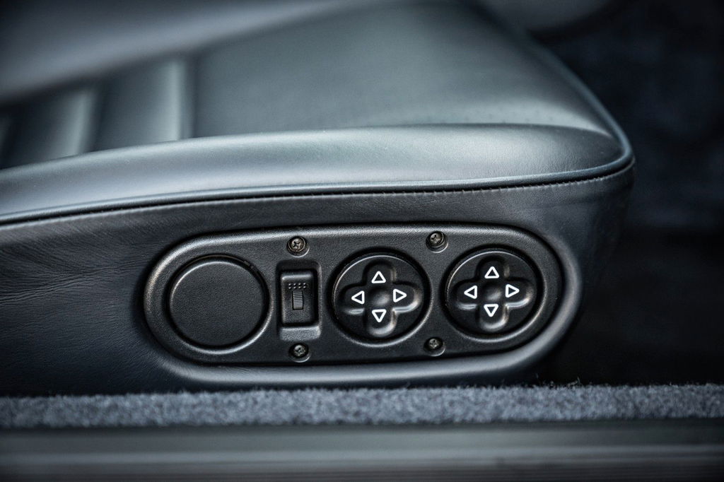 Porsche 964 Carrera 2 Cabrio WTL