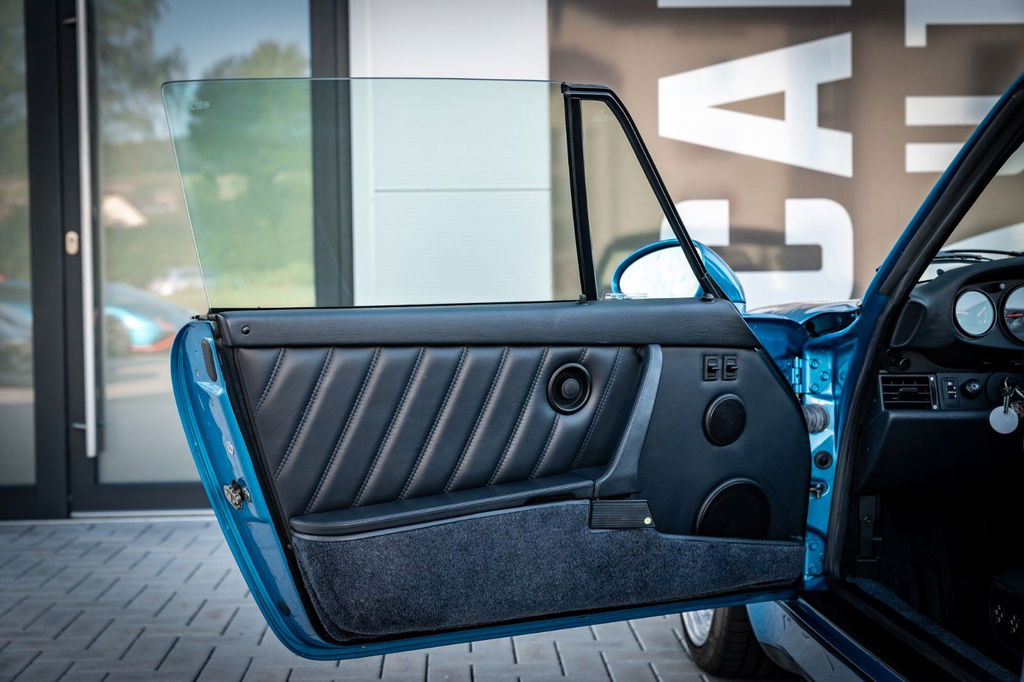 Porsche 964 Carrera 2 Cabrio WTL