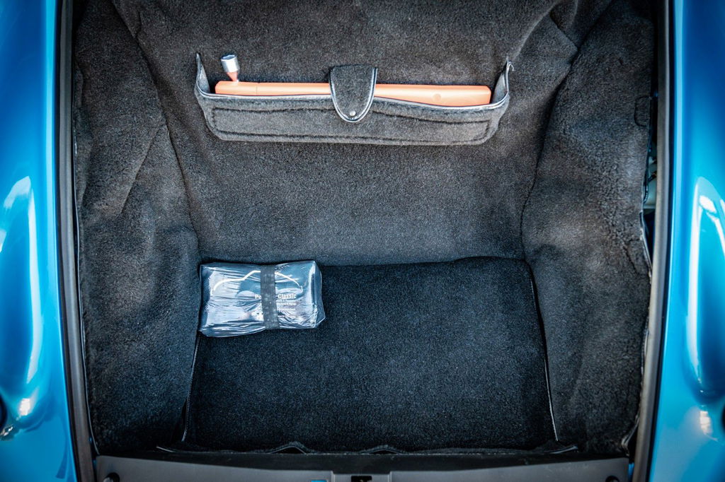 Porsche 964 Carrera 2 Cabrio WTL