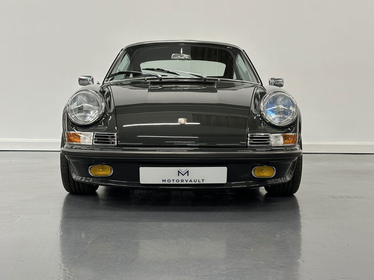 Porsche 911 Backdate