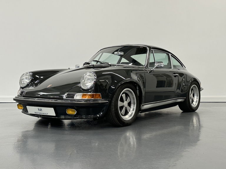 Porsche 911 Backdate
