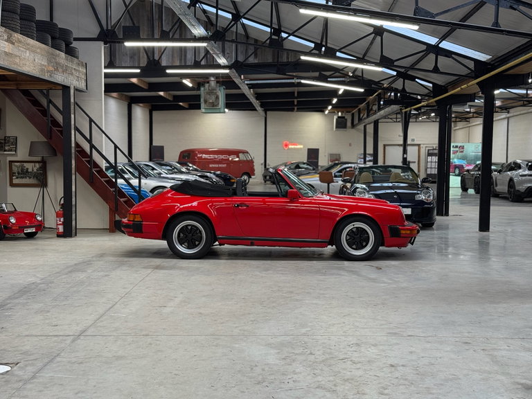 Porsche 911 Carrera 3.2 (US)