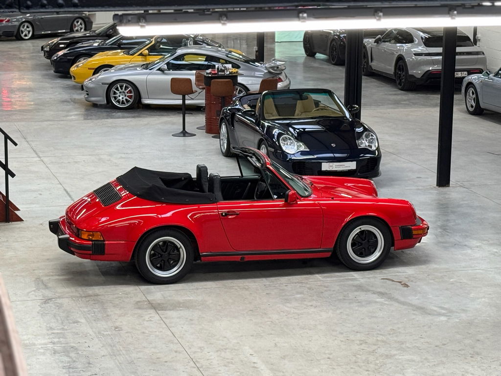 Porsche 911 Carrera 3.2 (US)