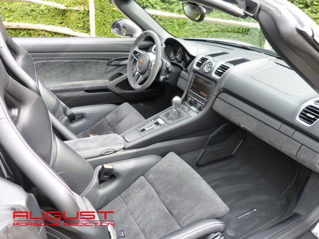 Porsche 981 Boxster Spyder