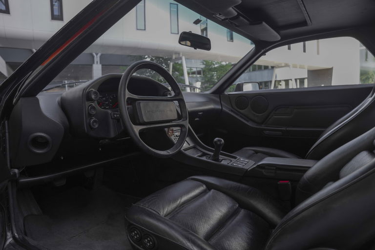 Porsche 928 S