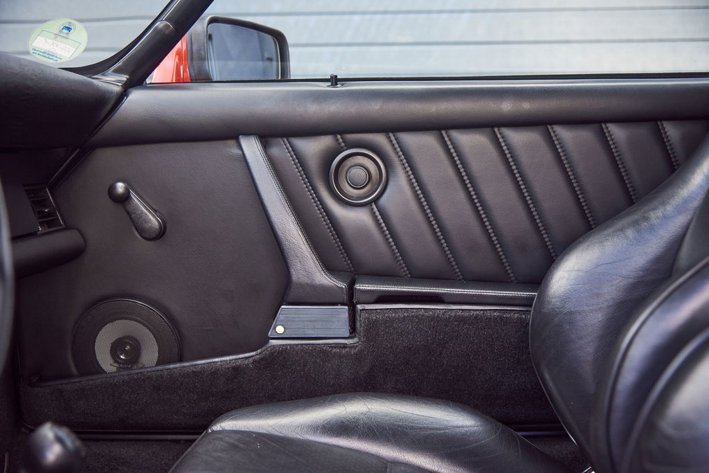 Porsche 911 Carrera 3.2 Speedster