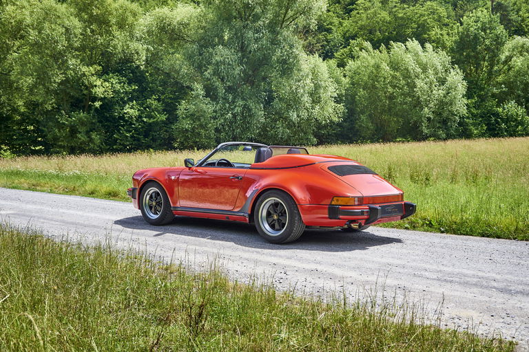 Porsche 911 Carrera 3.2 Speedster