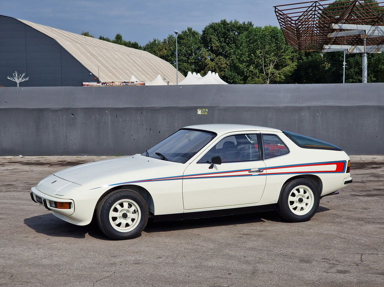 Porsche 924