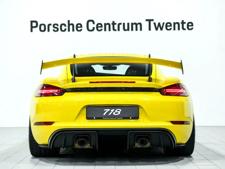 Porsche 718 Cayman GT4 RS