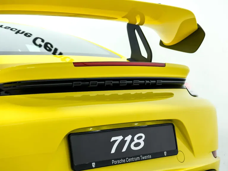 Porsche 718 Cayman GT4 RS