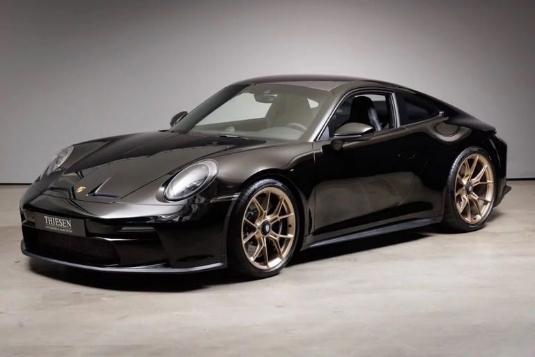 Porsche 992 GT3 Touring