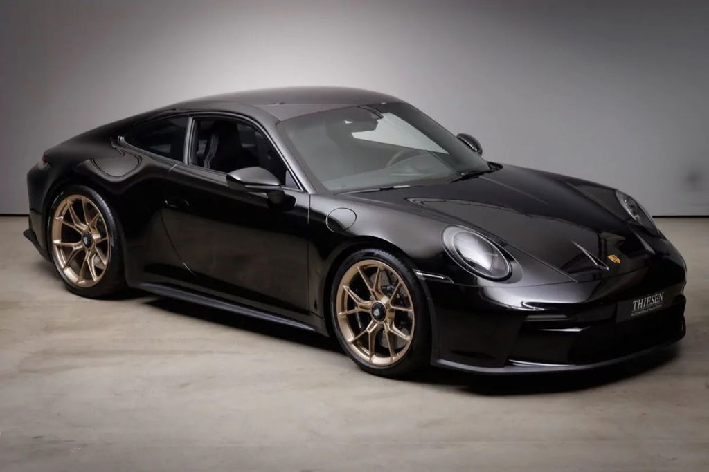 Porsche 992 GT3 Touring
