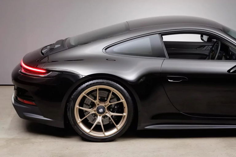 Porsche 992 GT3 Touring
