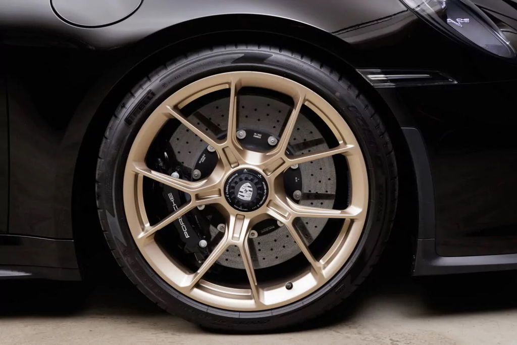 Porsche 992 GT3 Touring