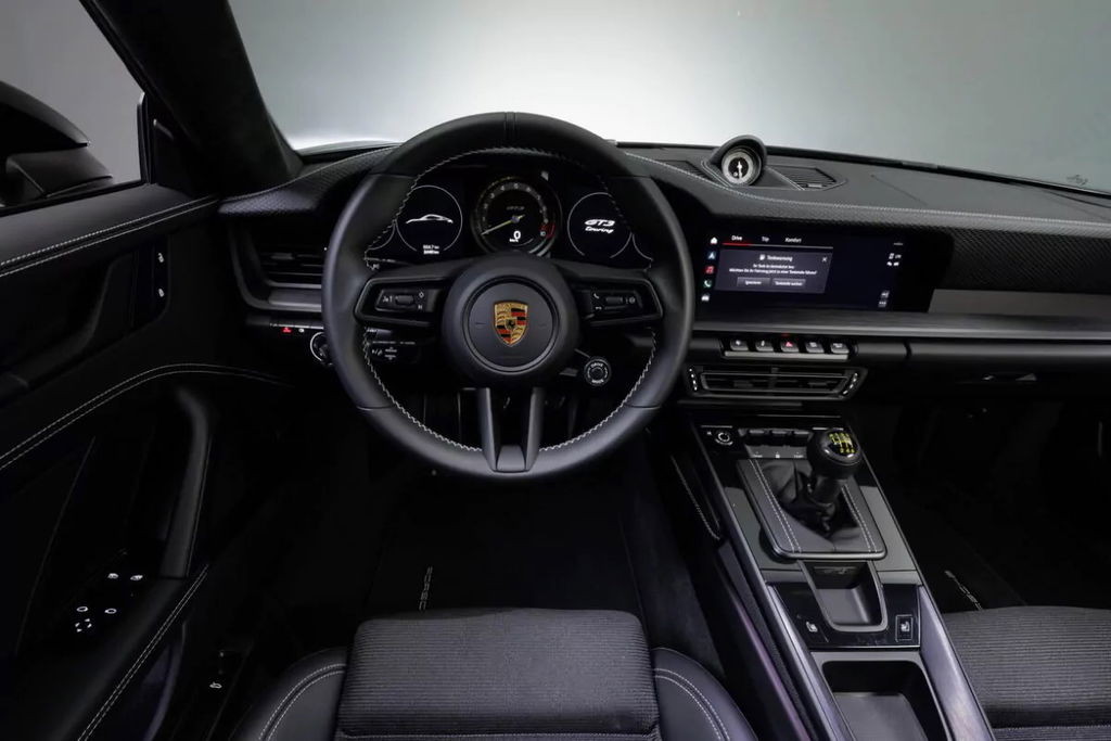 Porsche 992 GT3 Touring