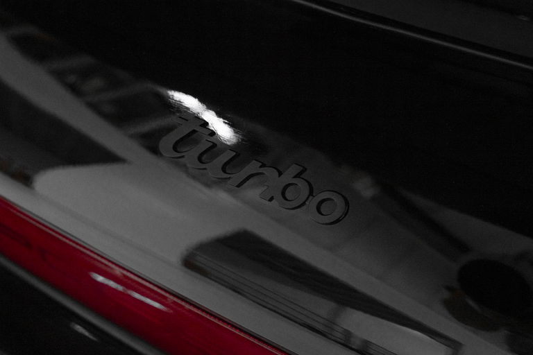 Porsche 911 Turbo 3.3 (US)